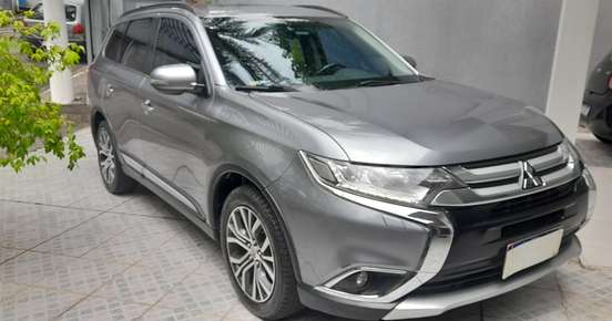 MITSUBISHI-OUTLANDER-2015