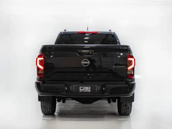 NISSAN-FRONTIER-2025