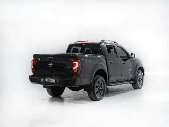 NISSAN-FRONTIER-2025