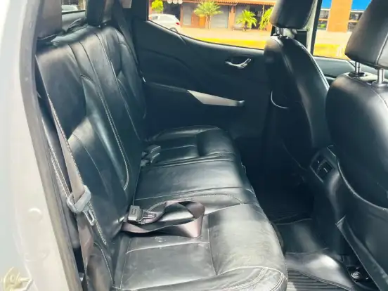 NISSAN-FRONTIER-2.3 16V TURBO DIESEL SE CD 4X4 AUTOMÁTICO NISSAN-FRONTIER-2017