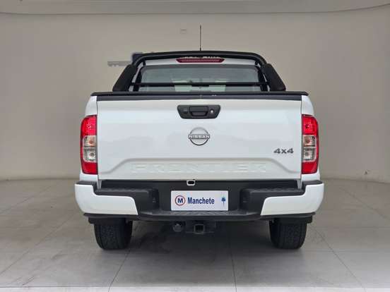 NISSAN-FRONTIER-2023