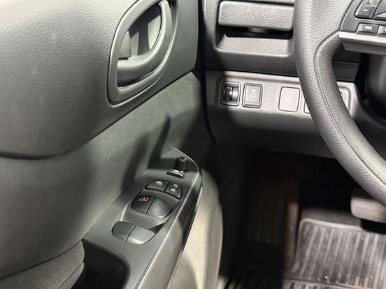 NISSAN-FRONTIER-2024
