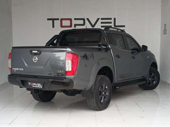 NISSAN-FRONTIER-2020