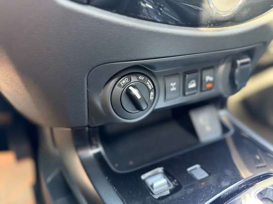 NISSAN-FRONTIER-2.3 16V TURBO DIESEL PRO4X CD 4X4 AUTOMÁTICO NISSAN-FRONTIER-2023