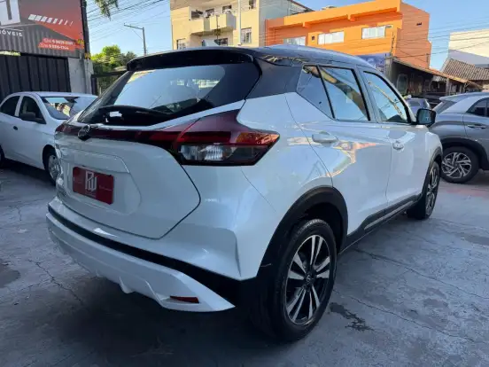 NISSAN-KICKS-2022