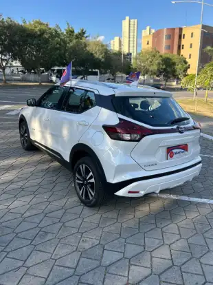 NISSAN-KICKS-2023