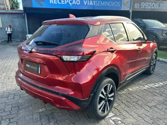 NISSAN-KICKS-2023