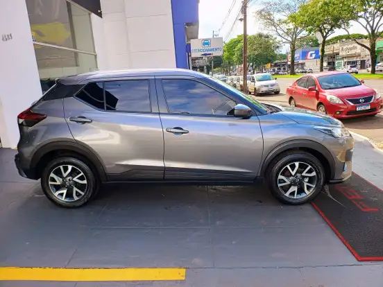 NISSAN-KICKS-2024