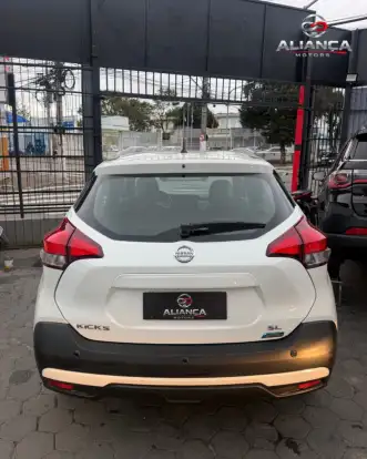 NISSAN-KICKS-2016