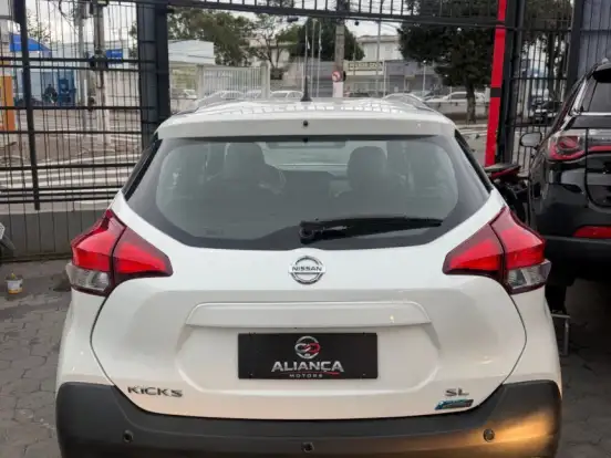 NISSAN-KICKS-1.6 16V FLEXSTART SL 4P XTRONIC NISSAN-KICKS-2016