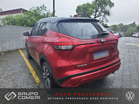 NISSAN-KICKS-2023