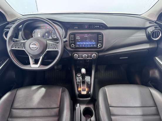 NISSAN-KICKS-2023