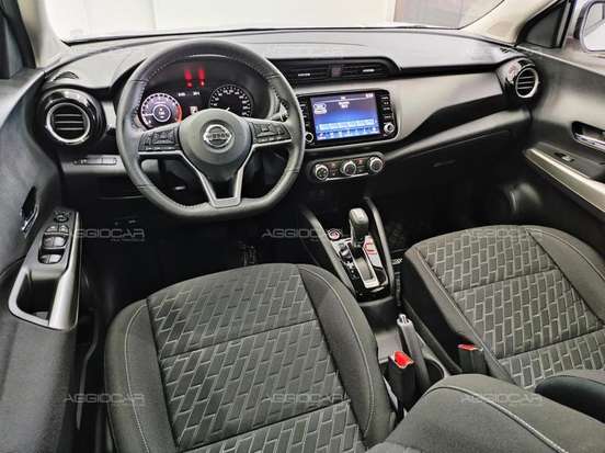 NISSAN-KICKS-2023
