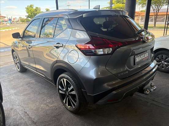 NISSAN-KICKS-2021