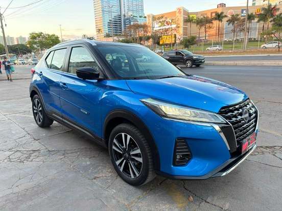 NISSAN-KICKS-2023
