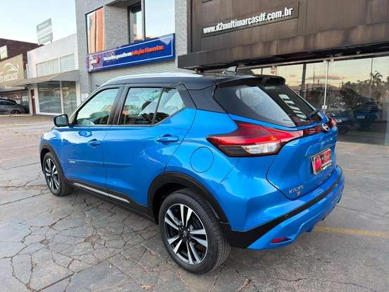 NISSAN-KICKS-2023