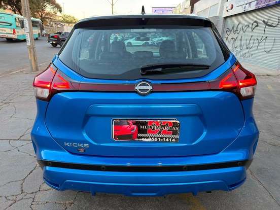 NISSAN-KICKS-2023
