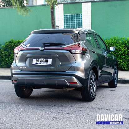 NISSAN-KICKS-2023