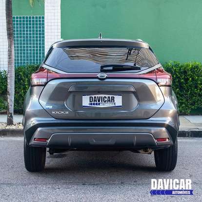 NISSAN-KICKS-2023