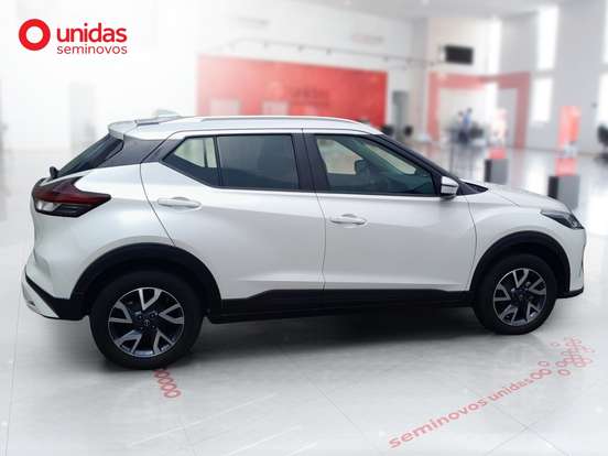 NISSAN-KICKS-2024