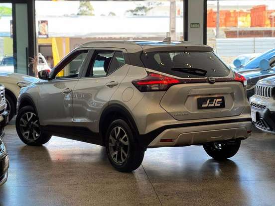 NISSAN-KICKS-2024