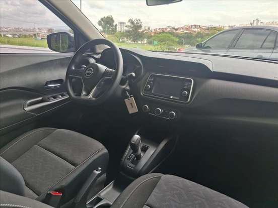 NISSAN-KICKS-2024
