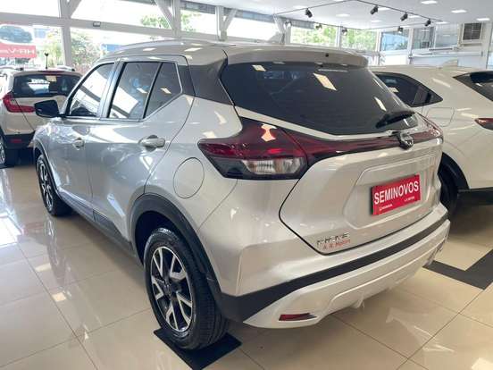 NISSAN-KICKS-2023