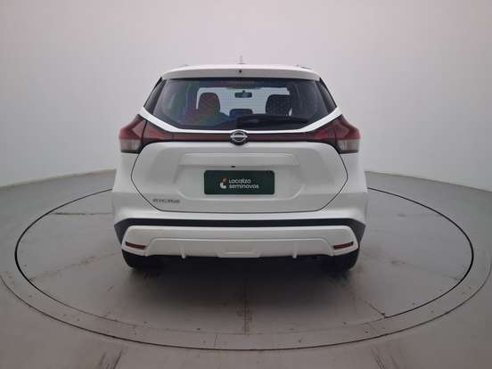NISSAN-KICKS-2024