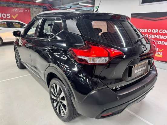 NISSAN-KICKS-2016