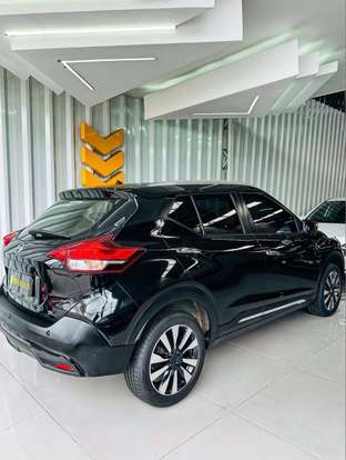 NISSAN-KICKS-2020