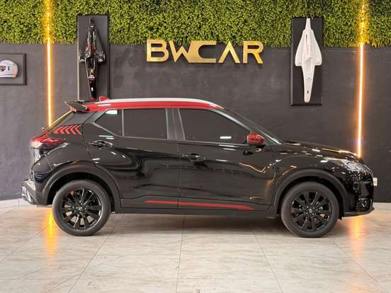 NISSAN-KICKS-2023