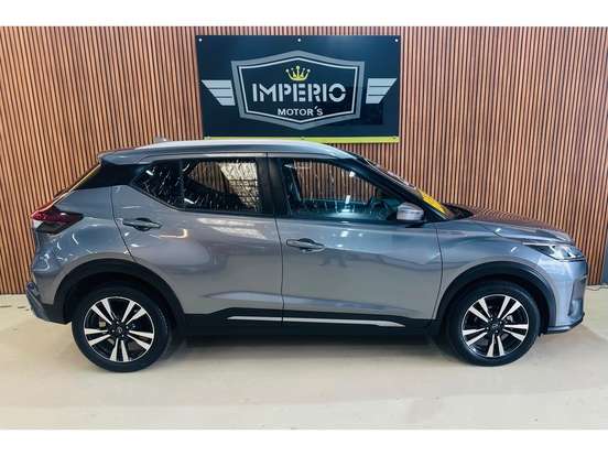 NISSAN-KICKS PLAY-2025