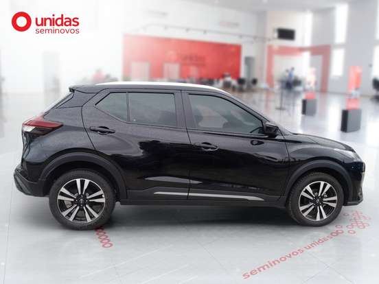 NISSAN-KICKS PLAY-2025