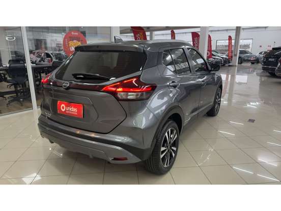 NISSAN-KICKS PLAY-2025