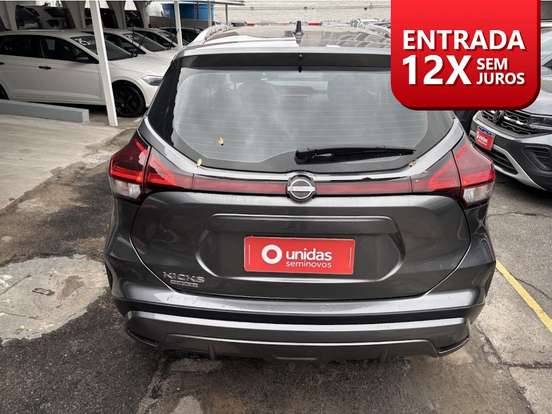 NISSAN-KICKS PLAY-2025