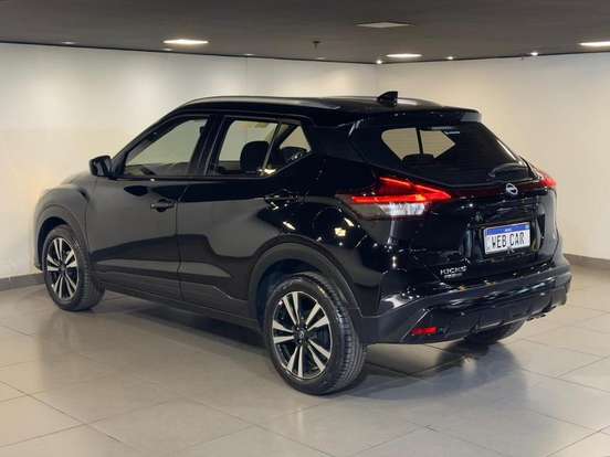 NISSAN-KICKS PLAY-2025