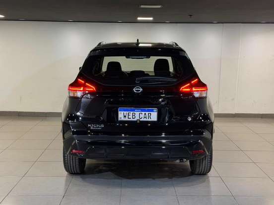 NISSAN-KICKS PLAY-2025