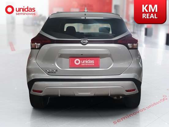 NISSAN-KICKS PLAY-2025