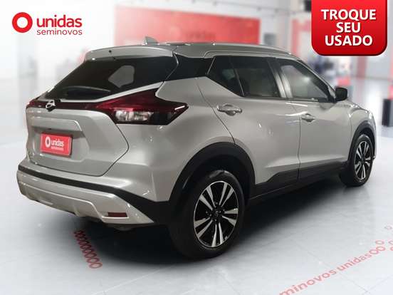 NISSAN-KICKS PLAY-2025