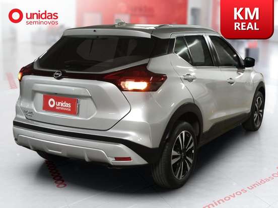 NISSAN-KICKS PLAY-2025