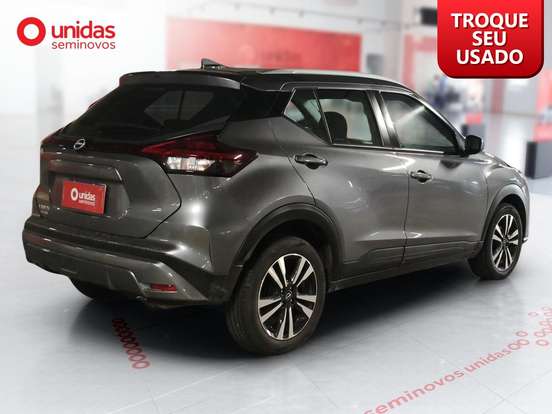 NISSAN-KICKS PLAY-2025