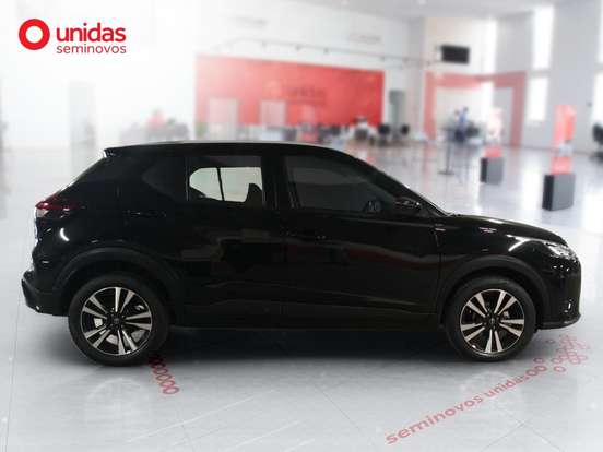 NISSAN-KICKS PLAY-2025