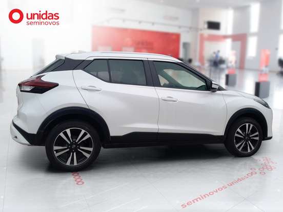 NISSAN-KICKS PLAY-2025
