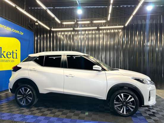 NISSAN-KICKS PLAY-2025