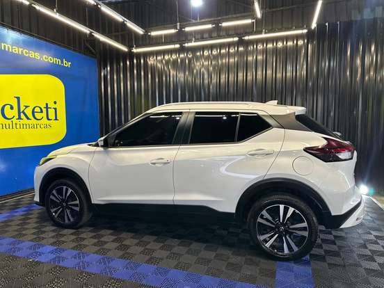 NISSAN-KICKS PLAY-2025