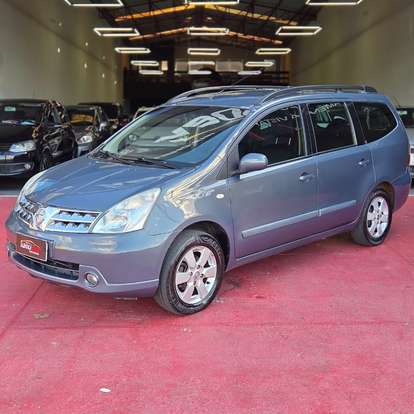 NISSAN-LIVINA-1.8 SL 16V FLEX 4P AUTOMÁTICO NISSAN-LIVINA-2011
