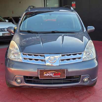 NISSAN-LIVINA-2011