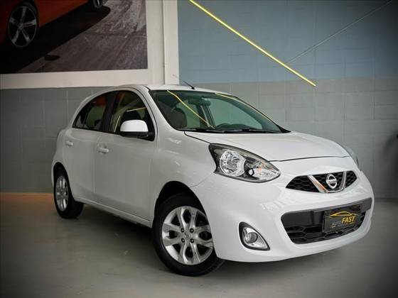 NISSAN MARCH 1.6 SV 16V FLEXSTART 4P XTRONIC