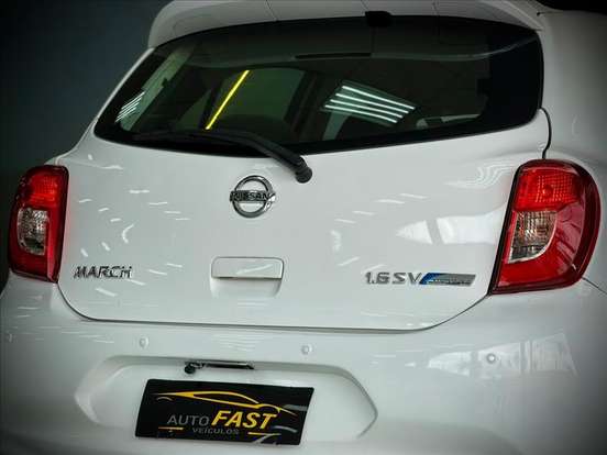 NISSAN-MARCH-2017