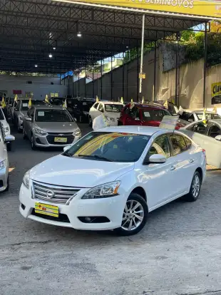NISSAN-SENTRA-2014